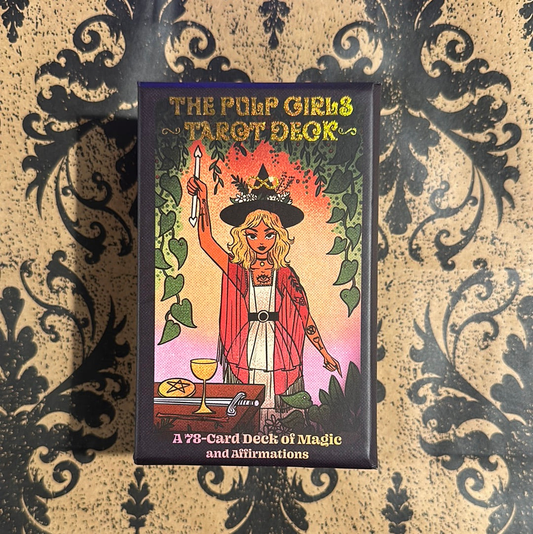 The Pulp Girls Tarot Deck