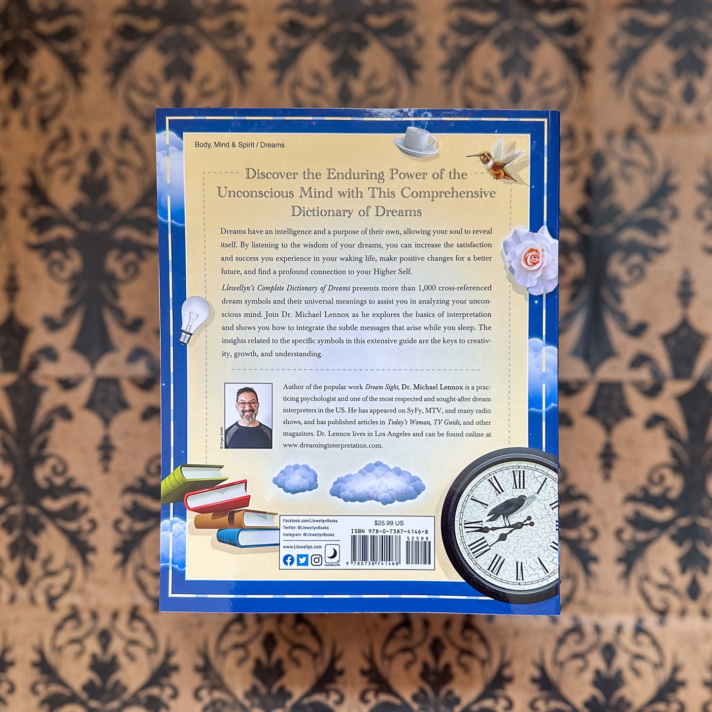 Llewellyn's Complete Dictionary of Dreams