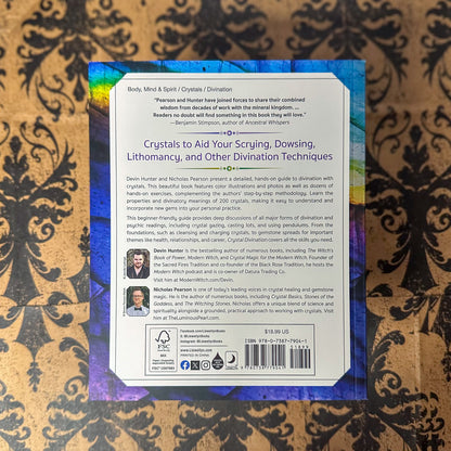 Crystal Divination: The Multifaceted Art of Reading Stones