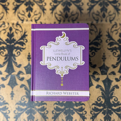 Llewellyn's Little Book of Pendulums