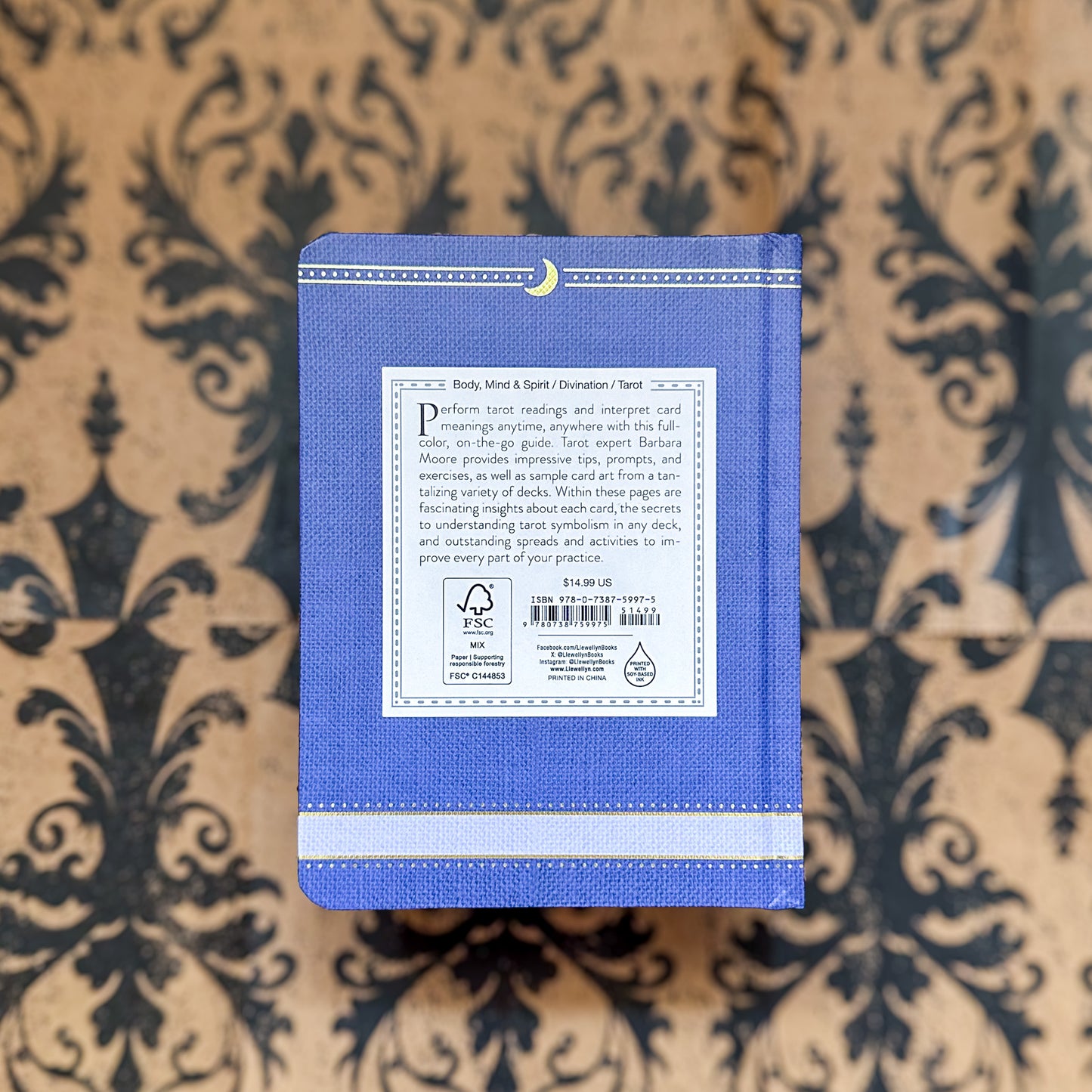 Llewellyn's Little Book of Tarot