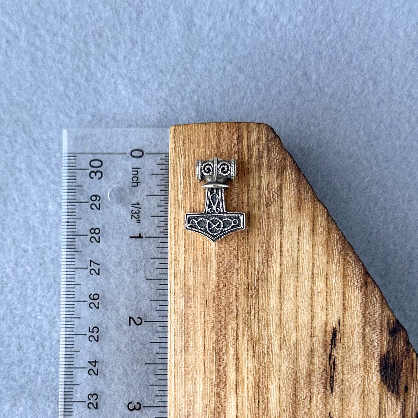 Mjölnir Hammer Pendant