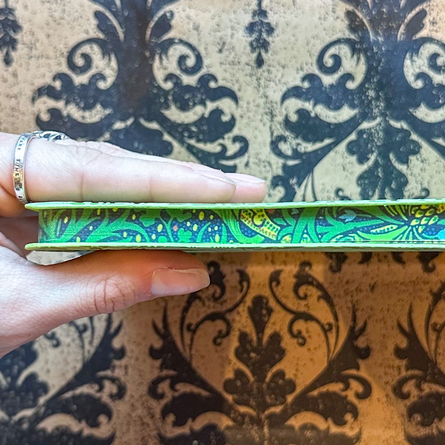 William Morris: Seaweed Artisan Art Notebook