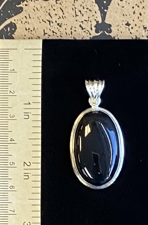 Pendant Sterling Silver Onyx Oval