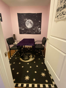 Hourly Moon Room Rental