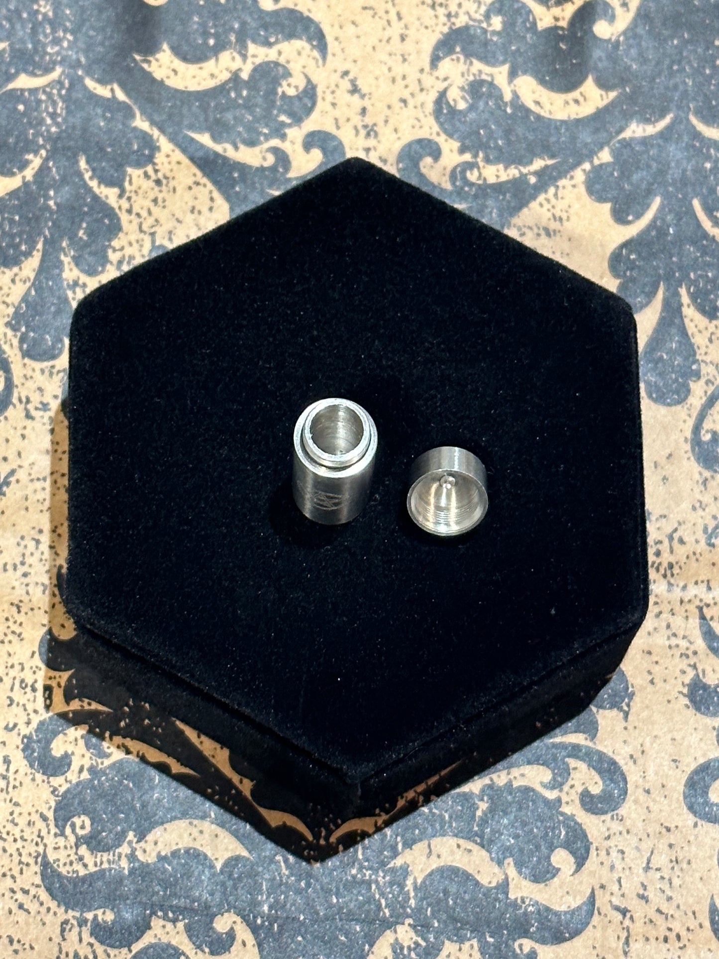 Ashes Chamber Pendant with Pentagram
